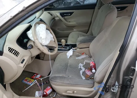 2014 Nissan Altima 2.5 from USA, damaged, VIN 1N4AL3AP5EC105590